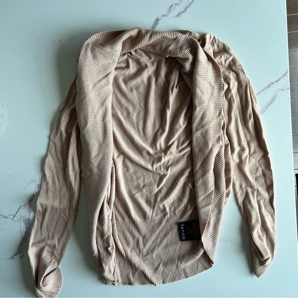 Bundle of clothes (size Small) - Picture 14 of 14